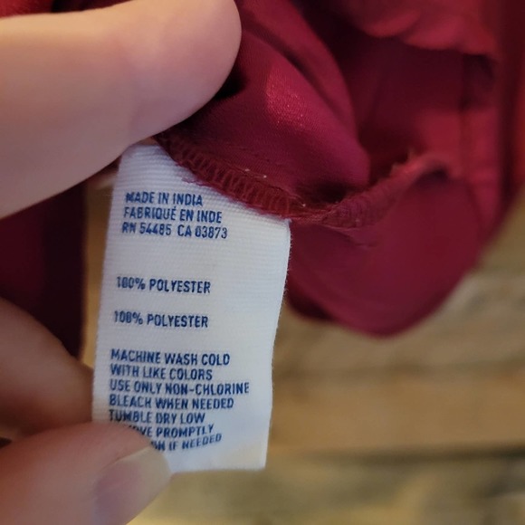 SALE-American Eagle women's maroon colored criss cross back top size large - Picture 7 of 11